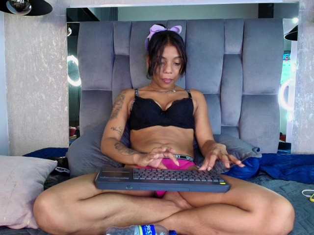 MishaGuille live cam on BongaCams