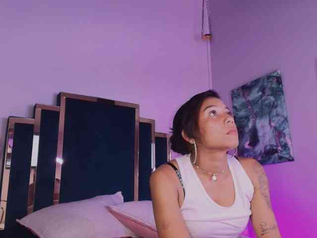 MishaGuille webcam