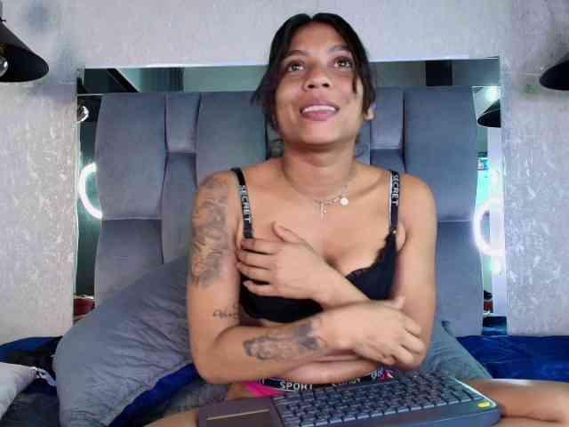 MishaGuille webcam