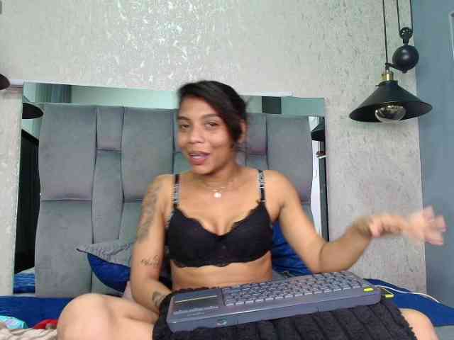 MishaGuille Live Webcam on BongaCams