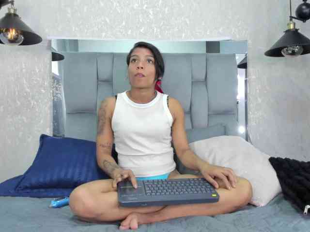 MishaGuille webcam