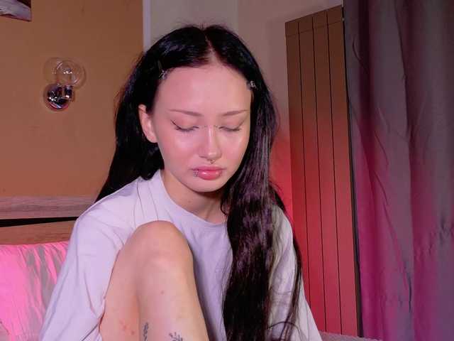 bloomsakura live cam on BongaCams