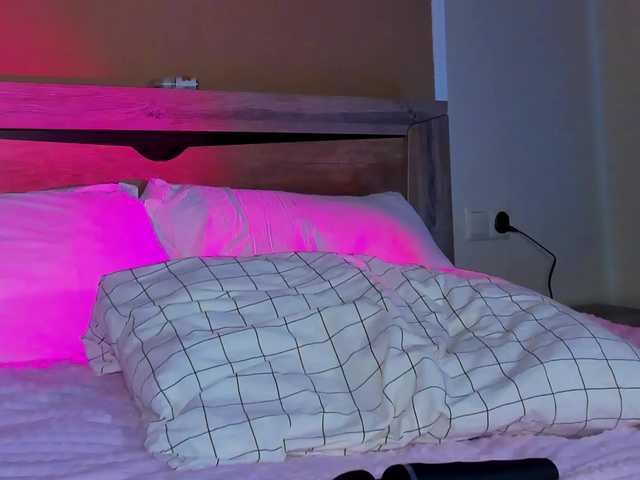 bloomsakura live cam on BongaCams