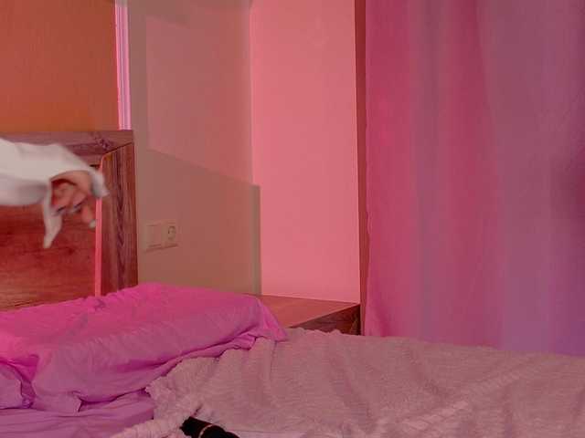 bloomsakura live cam on BongaCams