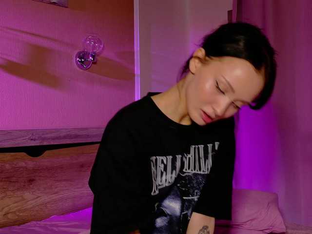 bloomsakura live cam on BongaCams