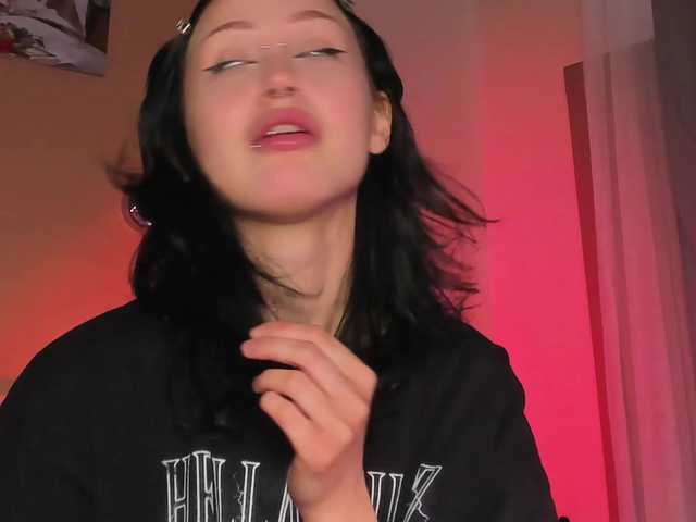 bloomsakura live cam on BongaCams