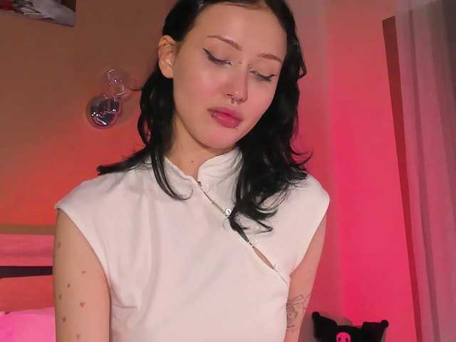 bloomsakura live cam on BongaCams