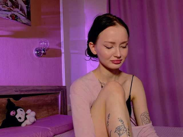 bloomsakura live cam on BongaCams