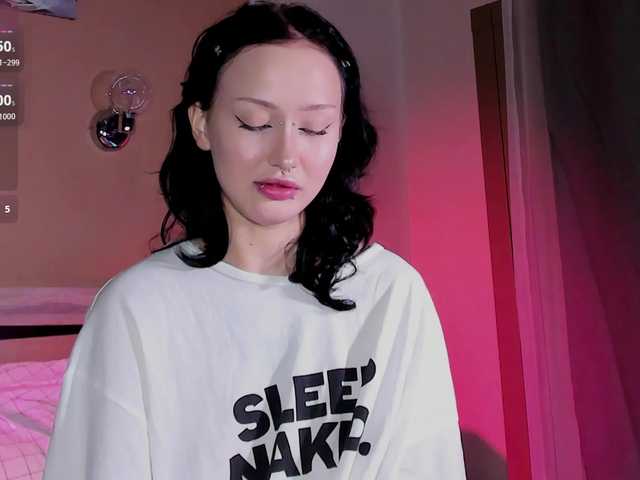 bloomsakura live cam on BongaCams