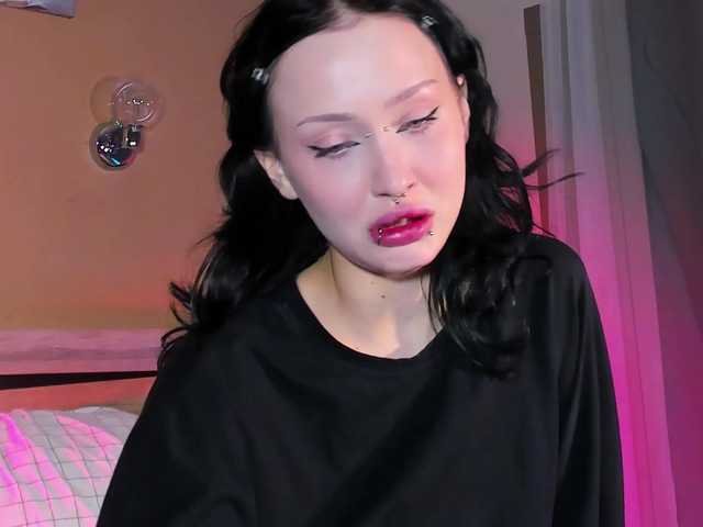 bloomsakura live cam on BongaCams