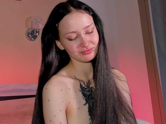 bloomsakura live cam on BongaCams