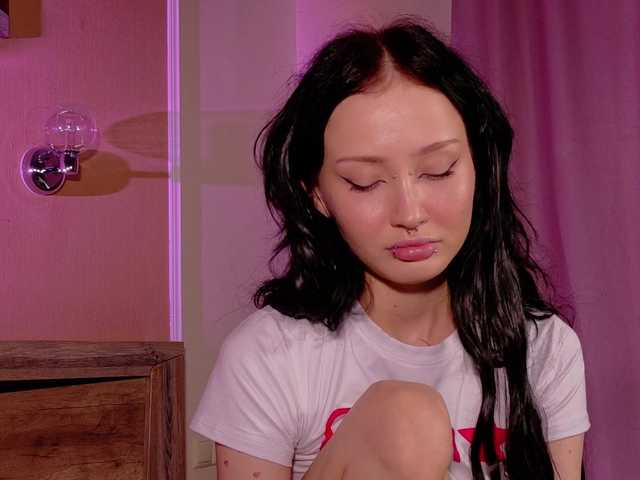 bloomsakura live cam on BongaCams