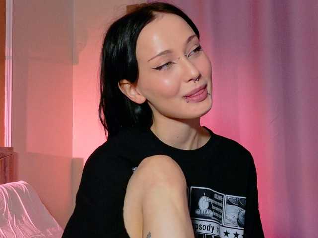 bloomsakura live cam on BongaCams