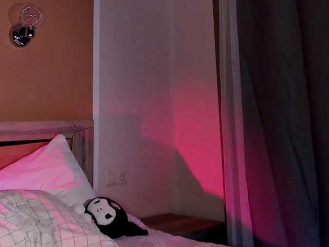 bloomsakura live cam on BongaCams