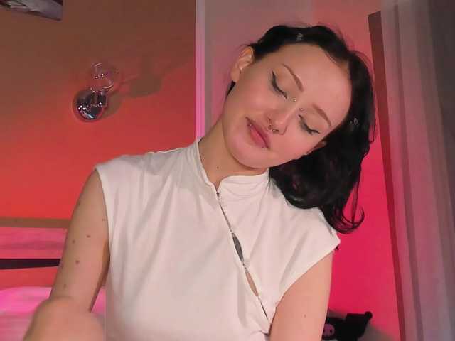 bloomsakura live cam on BongaCams