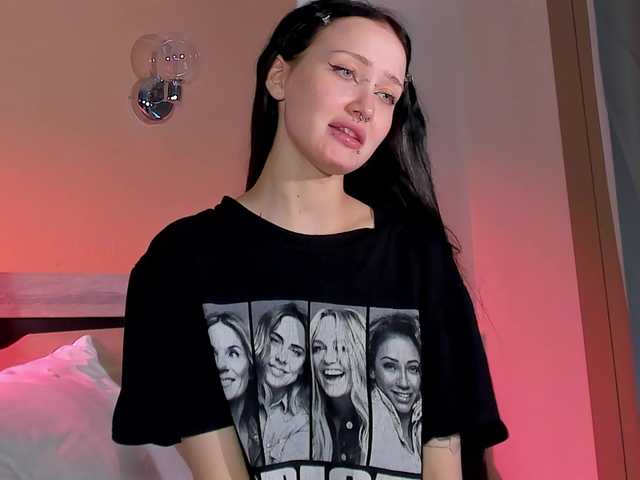 bloomsakura live cam on BongaCams