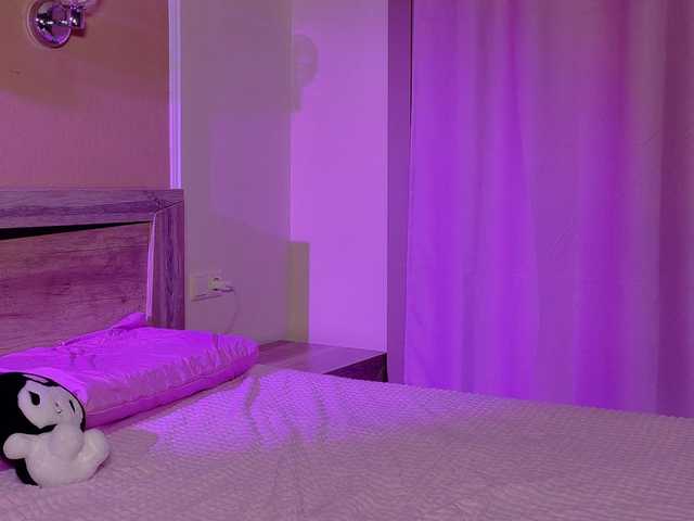 bloomsakura live cam on BongaCams