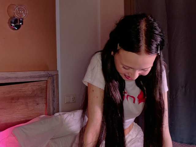 bloomsakura live cam on BongaCams