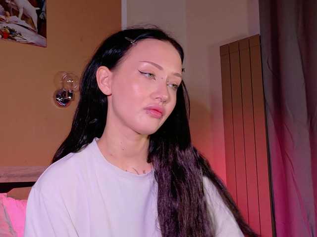 bloomsakura live cam on BongaCams