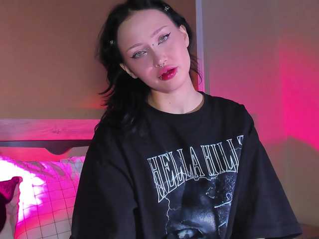 bloomsakura live cam on BongaCams