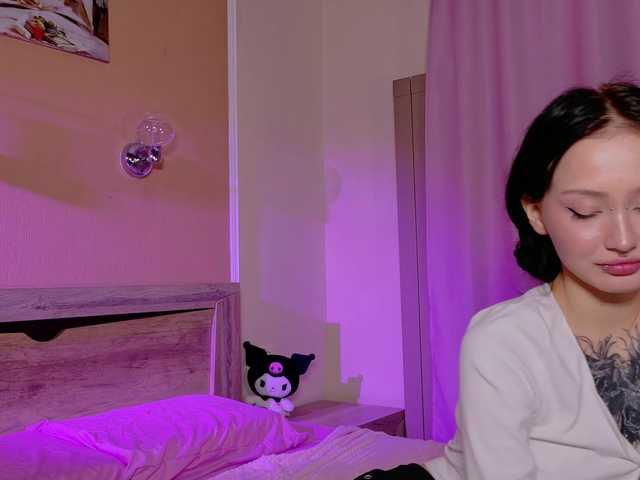 bloomsakura live cam on BongaCams
