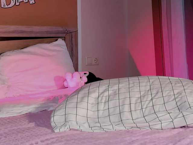 bloomsakura live cam on BongaCams