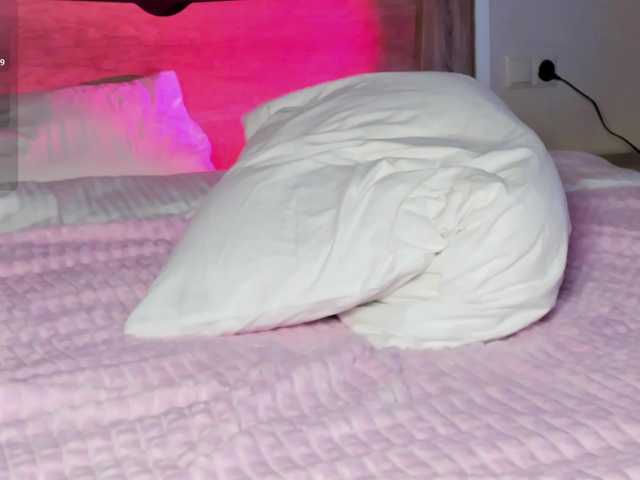 bloomsakura live cam on BongaCams