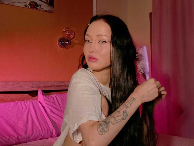 bloomsakura live cam on BongaCams