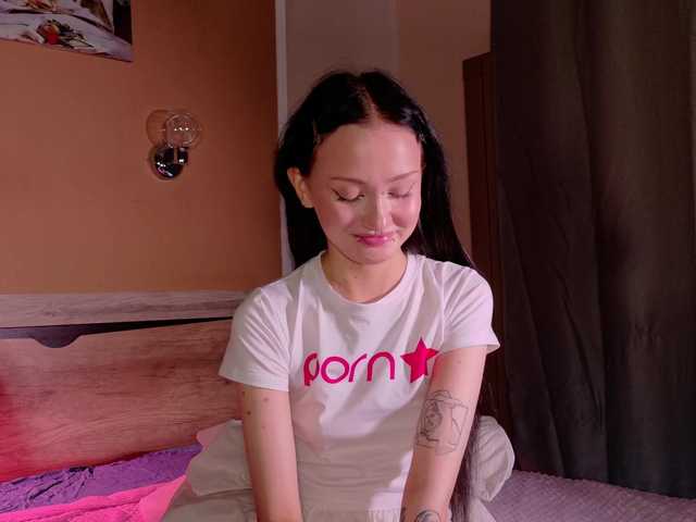 bloomsakura live cam on BongaCams