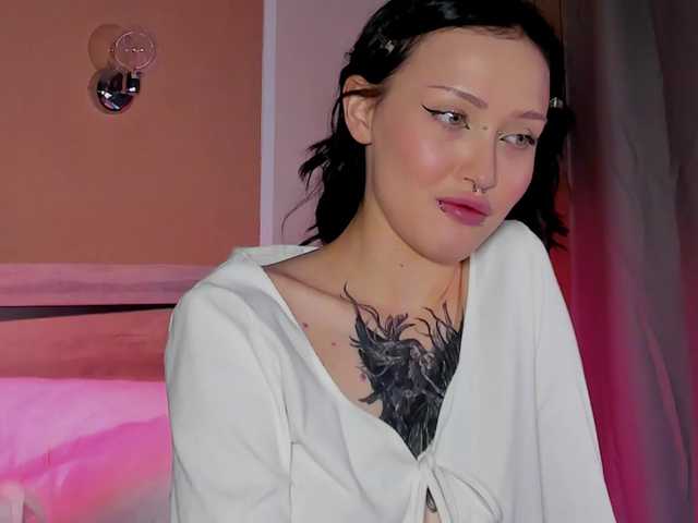 bloomsakura live webcam show