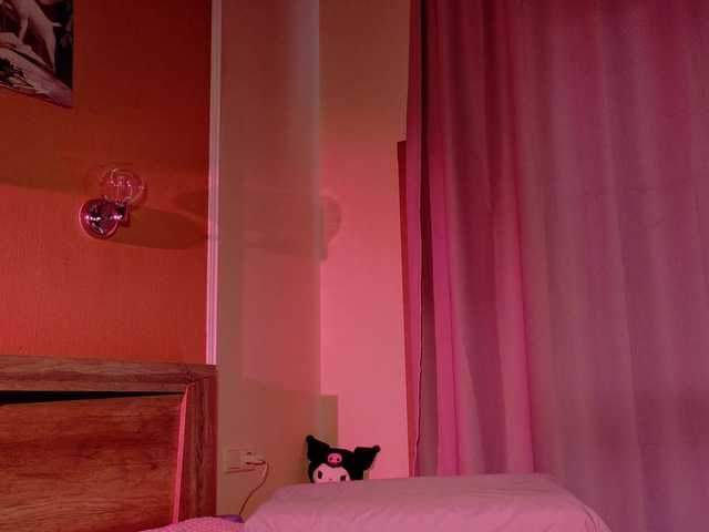 bloomsakura live cam on BongaCams
