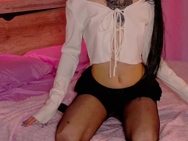 bloomsakura live cam on BongaCams