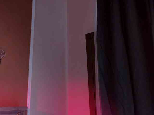 bloomsakura webcam