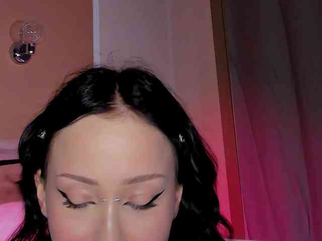 bloomsakura webcam