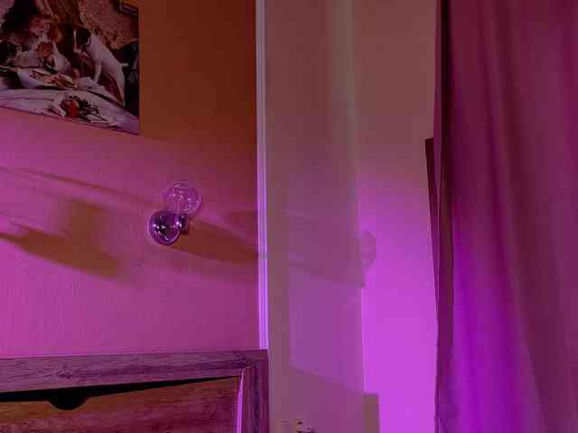 bloomsakura webcam