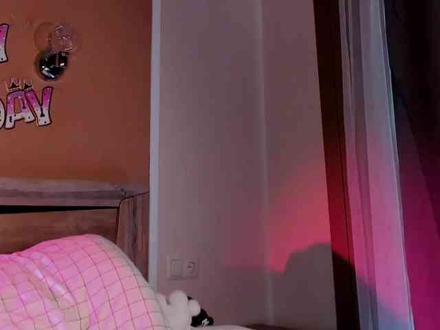 bloomsakura webcam