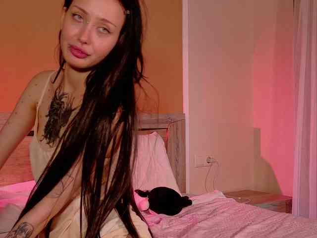bloomsakura webcam