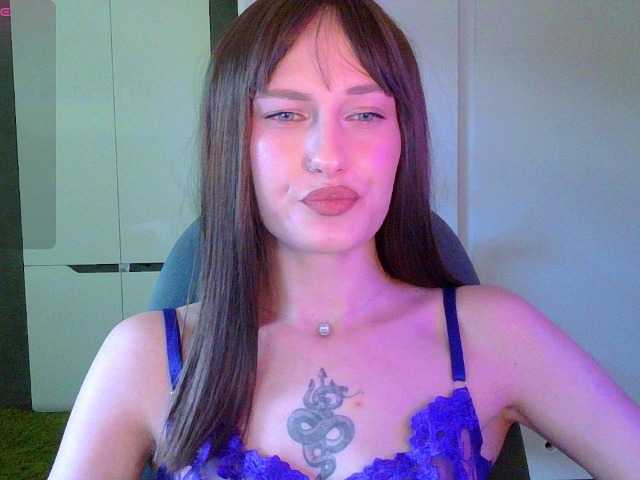 Lili-swet live cam on BongaCams