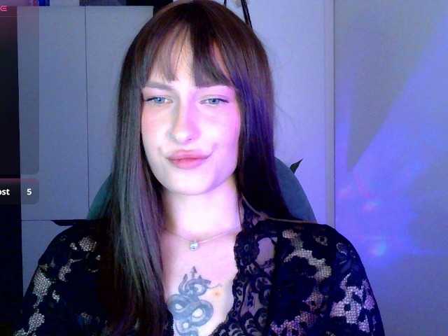 Lili-swet live cam on BongaCams