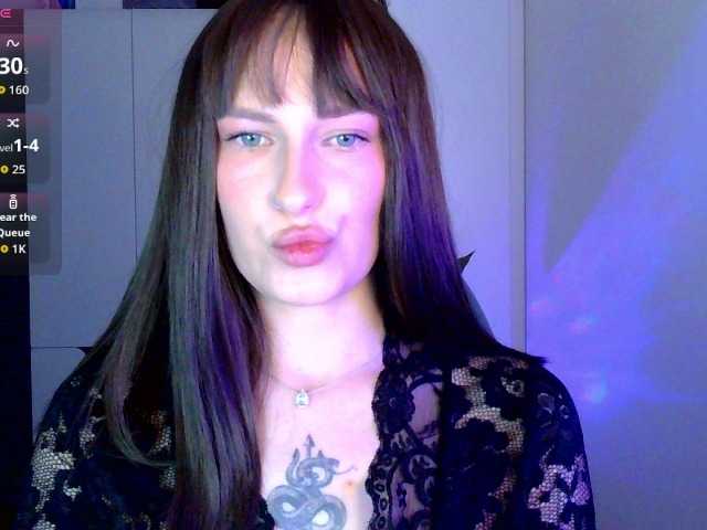 Lili-swet live cam on BongaCams