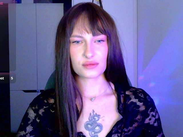 Lili-swet live cam on BongaCams
