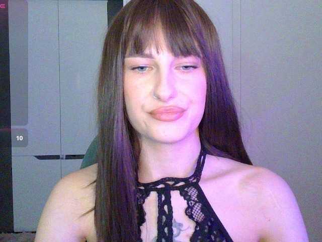 Lili-swet live cam on BongaCams