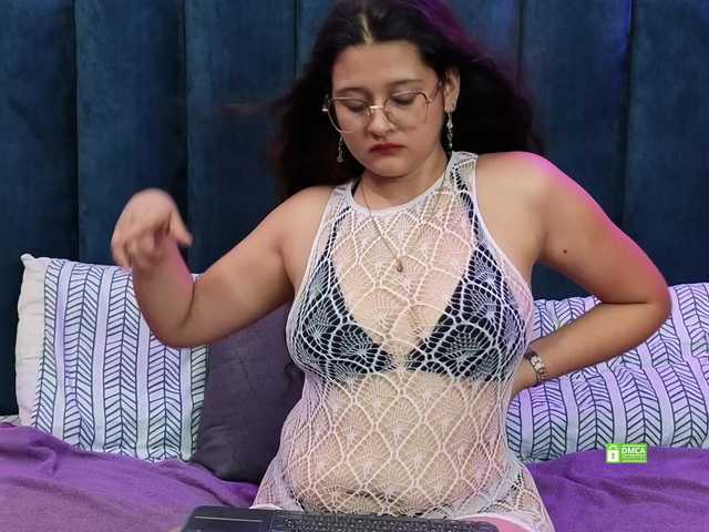 GraceThornton live webcam show