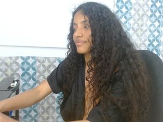 isabellacarson's Live Webcam