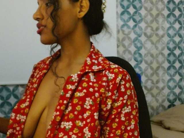 isabellacarson live cam on BongaCams