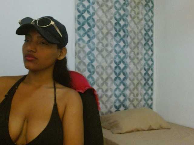 isabellacarson live cam on BongaCams