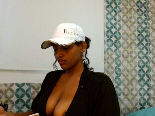 isabellacarson live cam on BongaCams