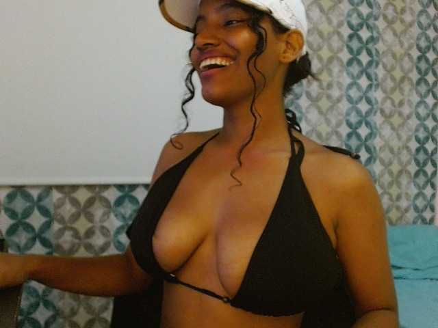 isabellacarson live cam on BongaCams