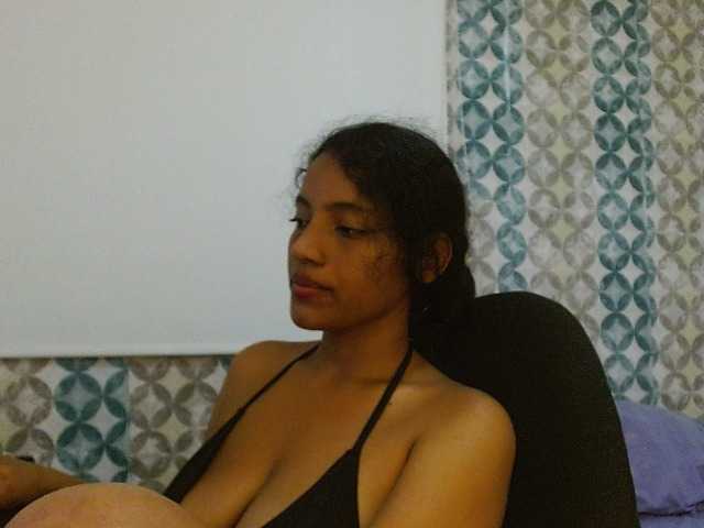 isabellacarson live cam on BongaCams