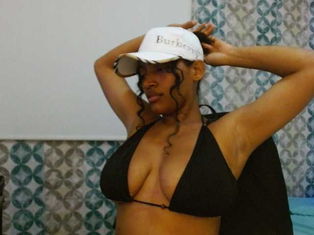isabellacarson live cam on BongaCams